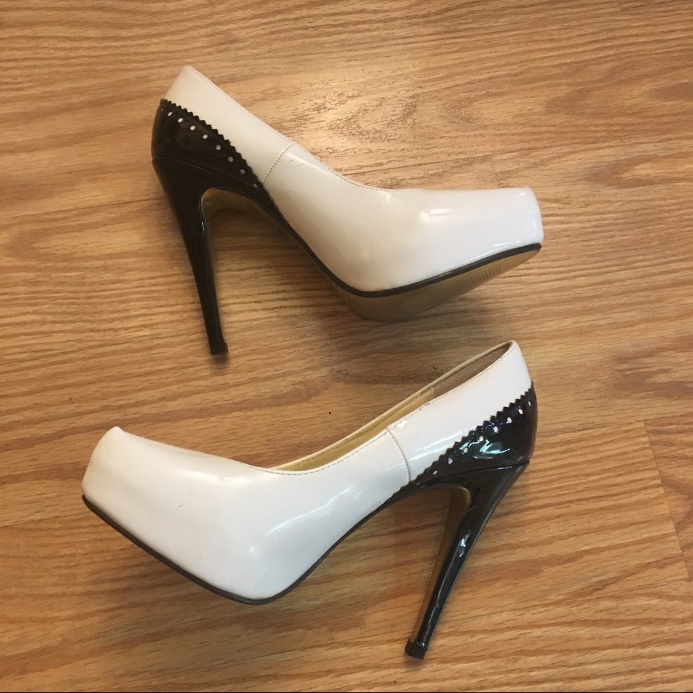 PIERRE DUMAS Oxford Heels